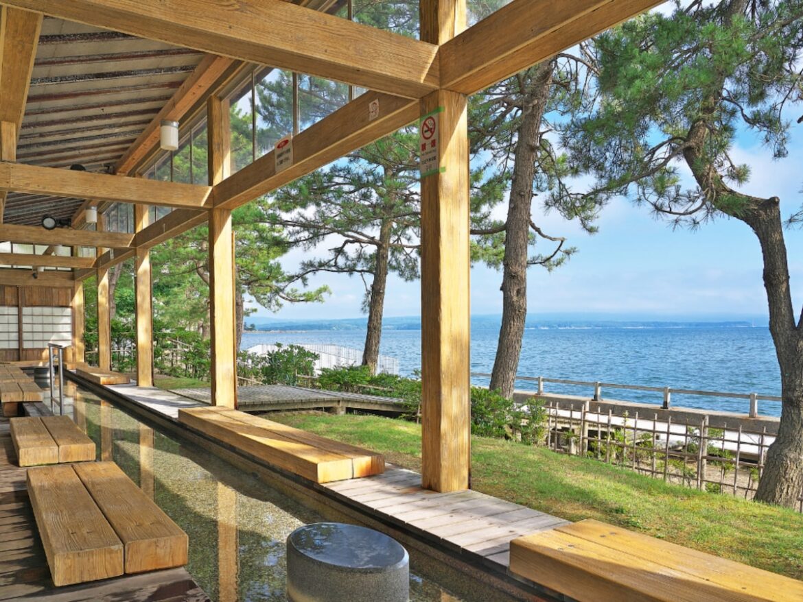 石川県で「夏に行きたい穴場の温泉地」ランキング！ 2位「和倉温泉」、1位は？【2025年調査】 - All About ニュース