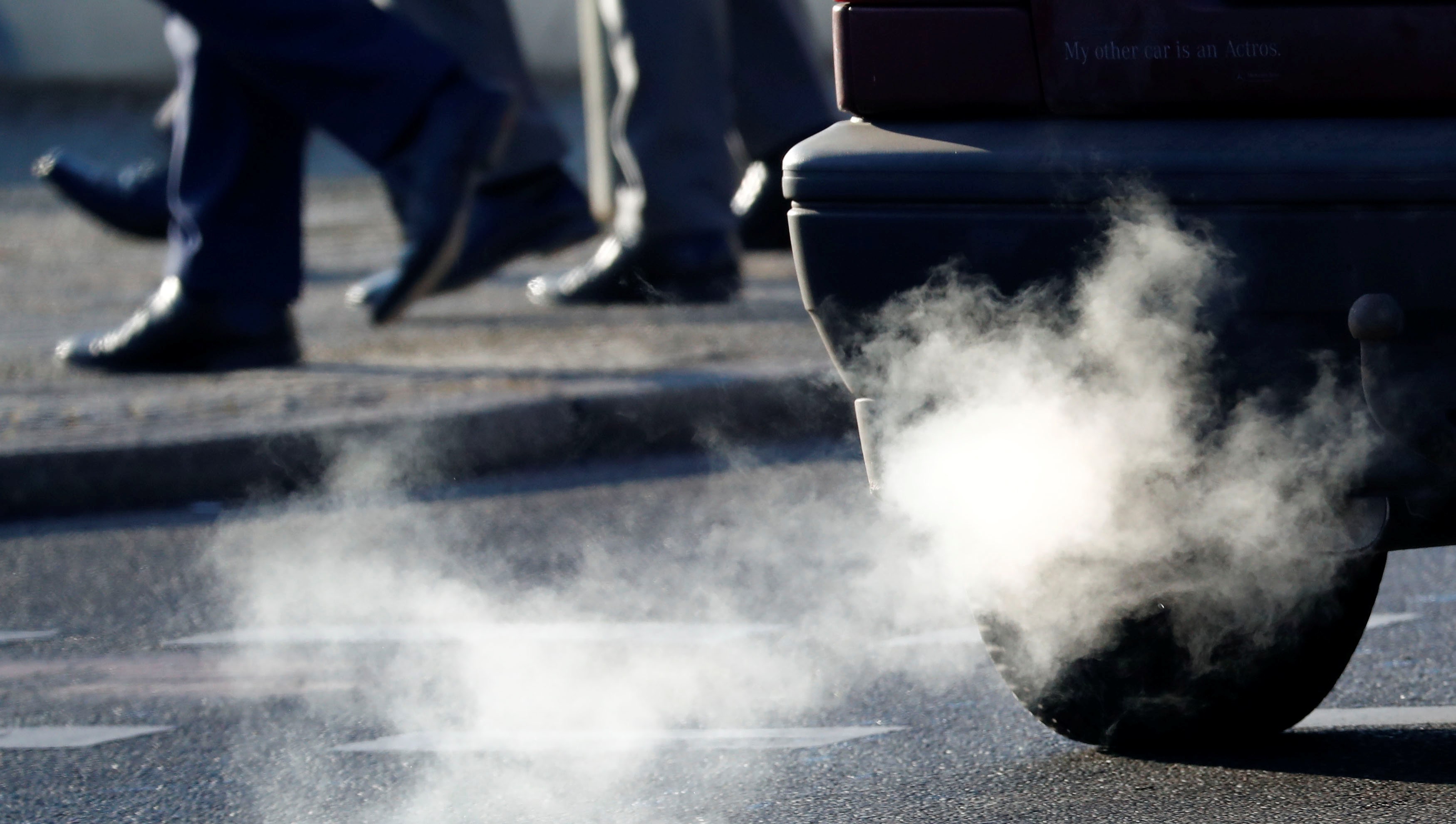 ＥＵのＣＯ２削減目標は実現不可能、自動車業界幹部が見直し要請