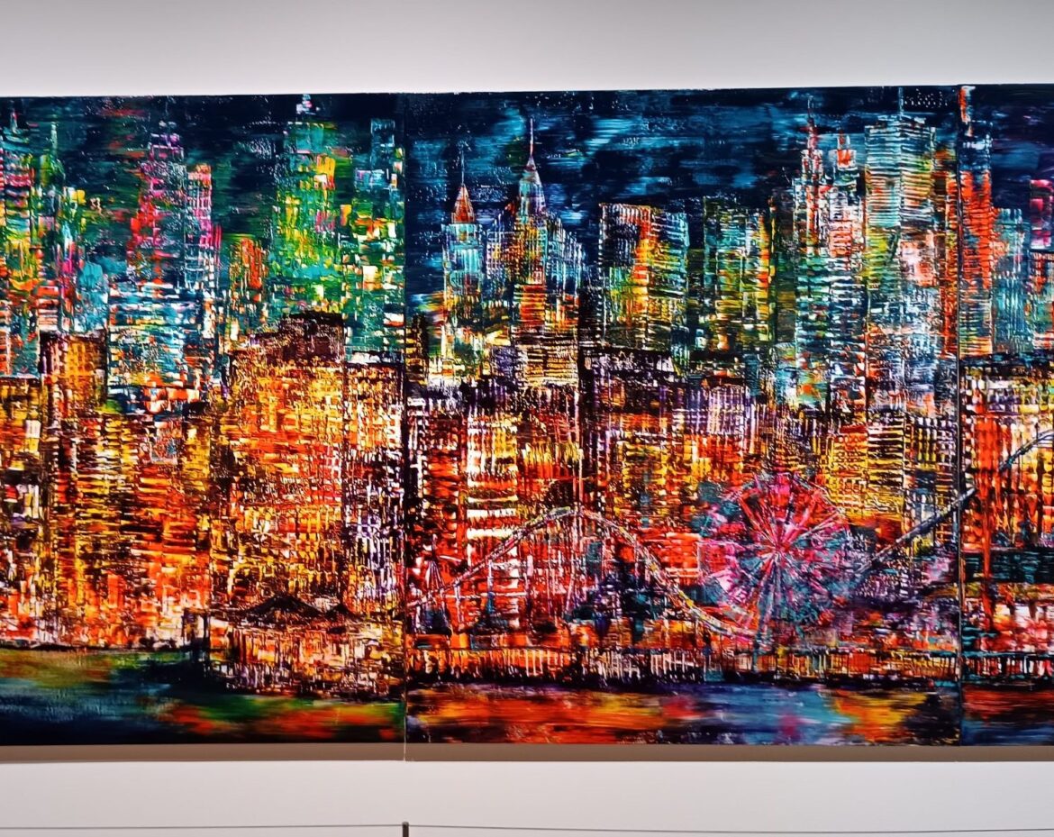 何層にも重ねた色彩でどこにもない都市の夜景を描く 山崎雅未 生まれ育った宝塚で初の個展 | ラジトピ ラジオ関西トピックス
