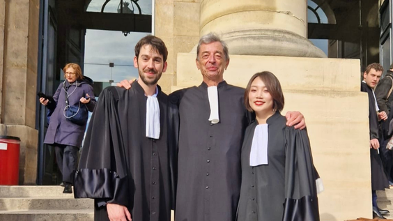 パリで弁護士になったフランス政府奨学金留学生 - PNG