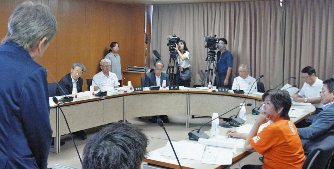 アリーナ資金繰り懸念の声 福井市議会特別委：日刊県民福井Web - 中日新聞Web