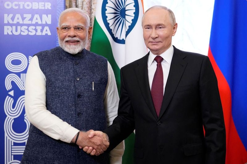 インドは石油の他に、伝統的に宝飾産業のためにロシアからダイヤモンドを輸入しています。