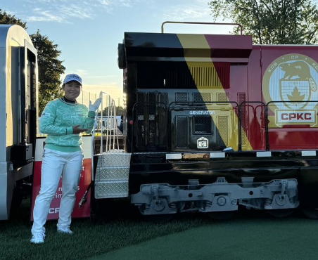 「感謝の笑顔」畑岡奈紗、カナダでの熱戦を終え大会に感謝!現地で見せた爽やかオフショットが話題 | 話題の投稿 | スポーツブル (スポブル) 「感謝の笑顔」畑岡奈紗、カナダでの熱戦を終え大会に感謝!現地で見せた爽やかオフショットが話題 | 話題の投稿 | スポーツブル (スポブル)