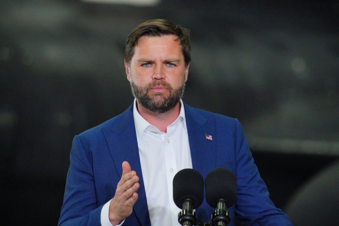 ヴァンスは、彼が大統領になる準備ができていると言います「神が禁じれば、恐ろしい悲劇が起こる」