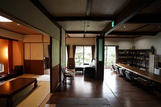 【鹿児島県阿久根市】「大川の日常」×「一軒貸切の宿」から生まれる阿久根暮らしの新しい選択肢。／ 的場邸 matobatei