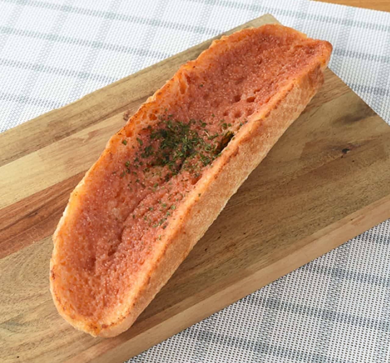 ファミリーマート「ピリ辛明太フランス（かねふく明太使用）」
