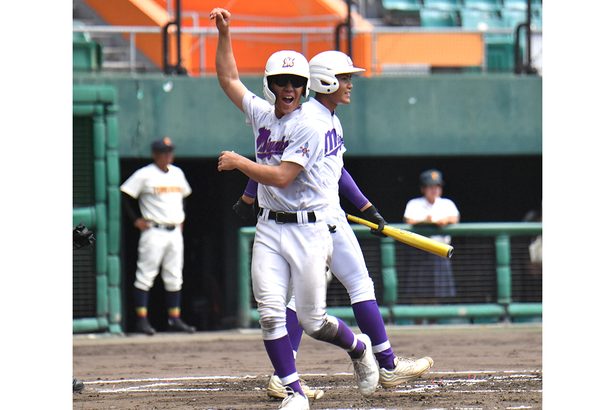宮古、点重ね勝ち切る　9回反撃も、豊見城及ばず ＜沖縄県高校野球秋季大会＞第5日