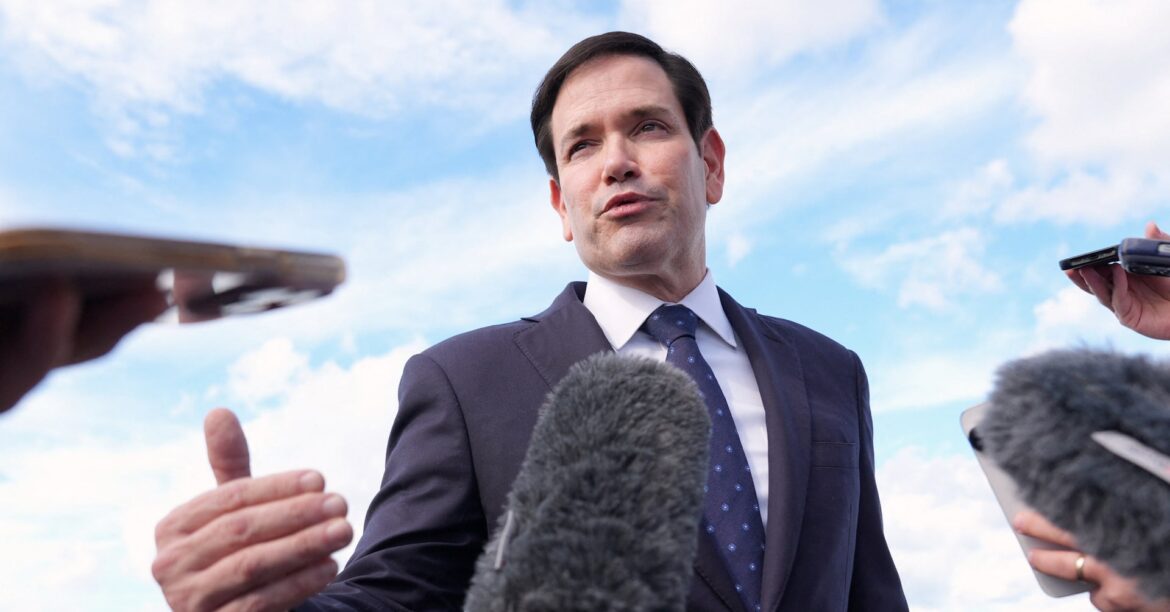 米、中米国民のビザを制限　中国共産党との関係巡り | ロイター