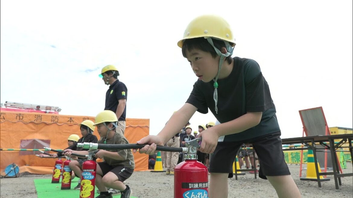 「いい経験になりました」建設会社が大規模な防災訓練＿4500人参加―東日本大震災クラスの揺れや“土のうづくり”など体験〈北海道帯広市〉