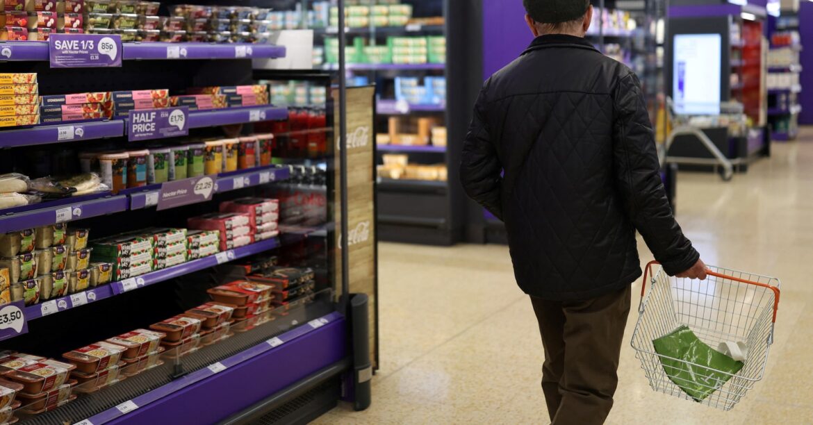 英GDP、7月は前月比横ばい 製造業急減で下半期は弱い出足 | ロイター 英GDP、7月は前月比横ばい 製造業急減で下半期は弱い出足 | ロイター