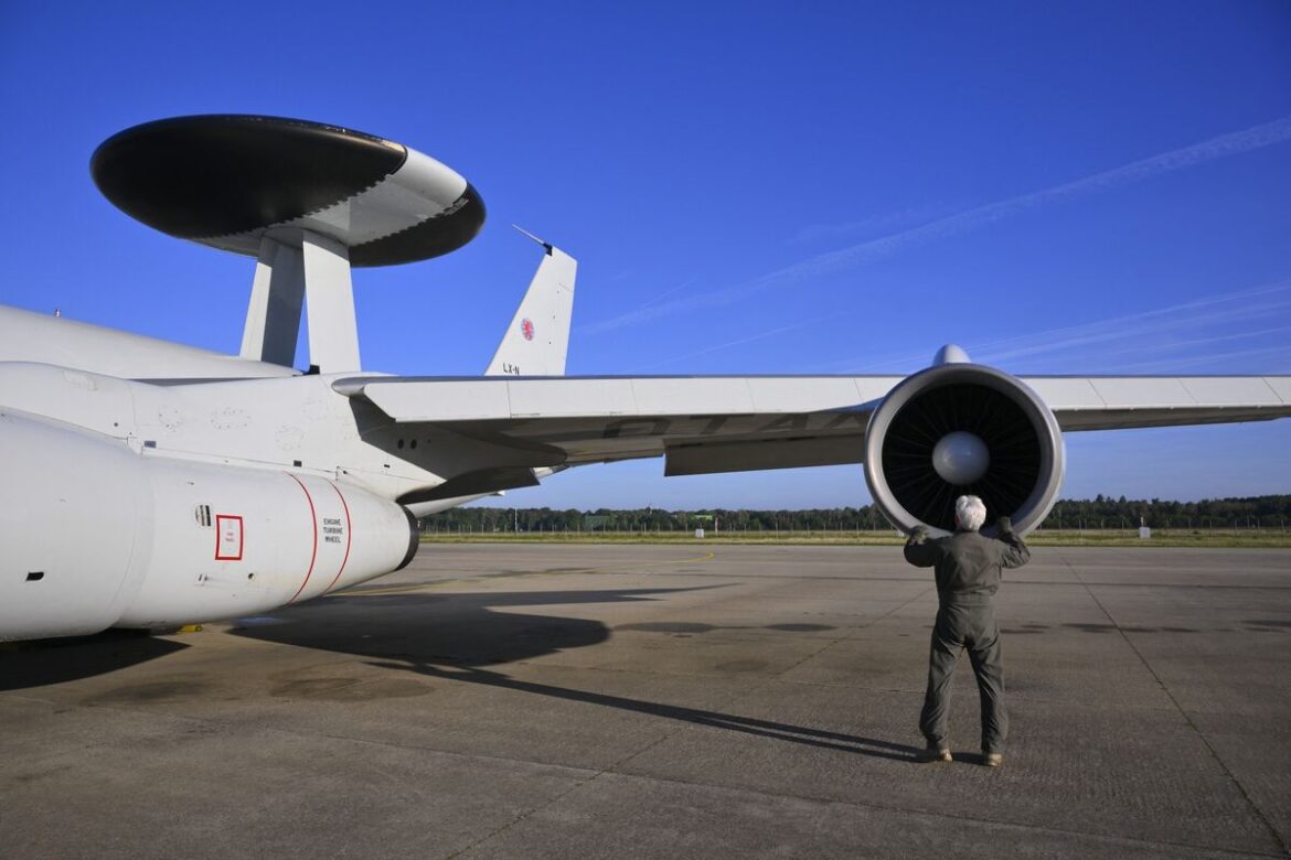 ロシアの領空侵犯増加、NATOに対応迫る－エストニアは防空支援要請へ - Bloomberg