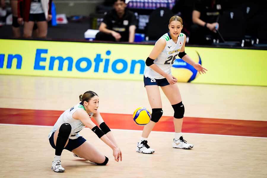 バレー日本女子、壮絶死闘もメダルならず涙の終戦 ブラジルに2-3、佐藤34点も15年ぶり快挙目前で散る【世界選手権】 – Yahoo!ニュース バレー日本女子、壮絶死闘もメダルならず涙の終戦 ブラジルに2-3、佐藤34点も15年ぶり快挙目前で散る【世界選手権】 - Yahoo!ニュース