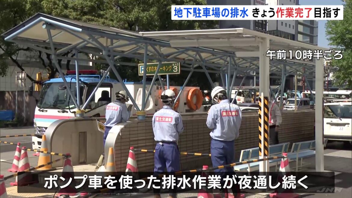 記録的大雨で水没した地下駐車場、排水作業が続く　当時約180台が駐車　三重・四日市（TBS NEWS DIG Powered by JNN）