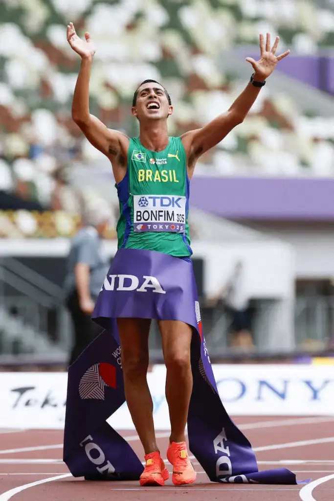 【世界陸上】見つかった!レース中に紛失の結婚指輪「救出」　男子20キロ競歩金のブラジル・ボンフィム - スポニチ Sponichi Annex スポーツ