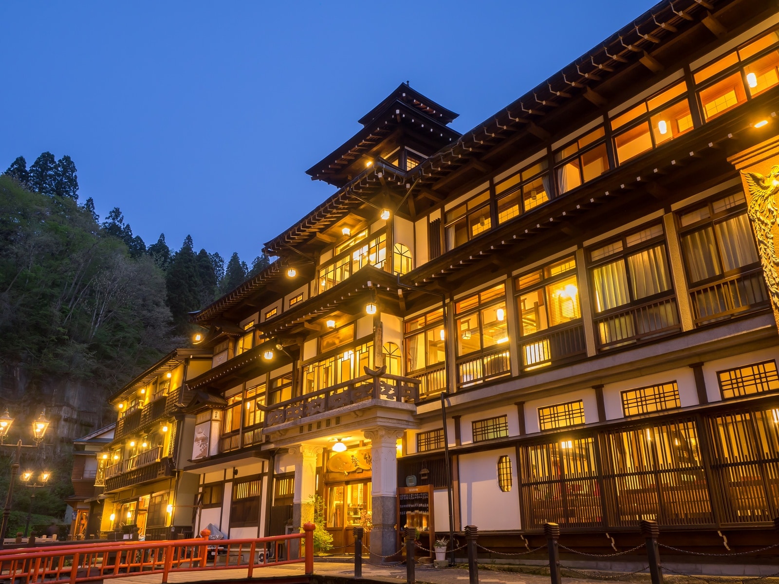 「1人旅で行きたい山形県の温泉地」ランキング