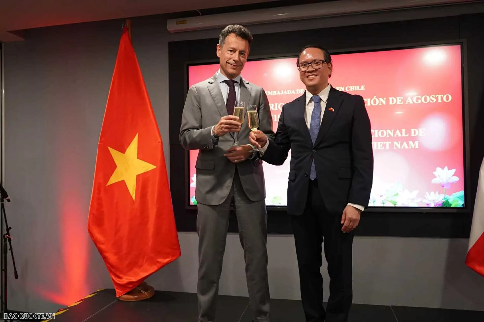 Đại sứ quán Việt Nam tại Chile tổ chức kỷ niệm 80 năm Cách mạng tháng Tám và Quốc khánh 2/9