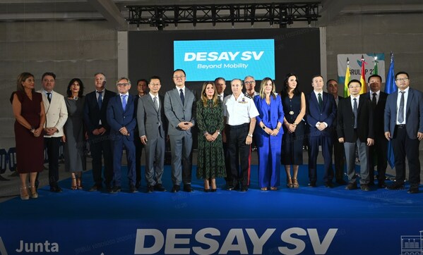 Group Photo of Representatives from Desay SV and Linares Officials