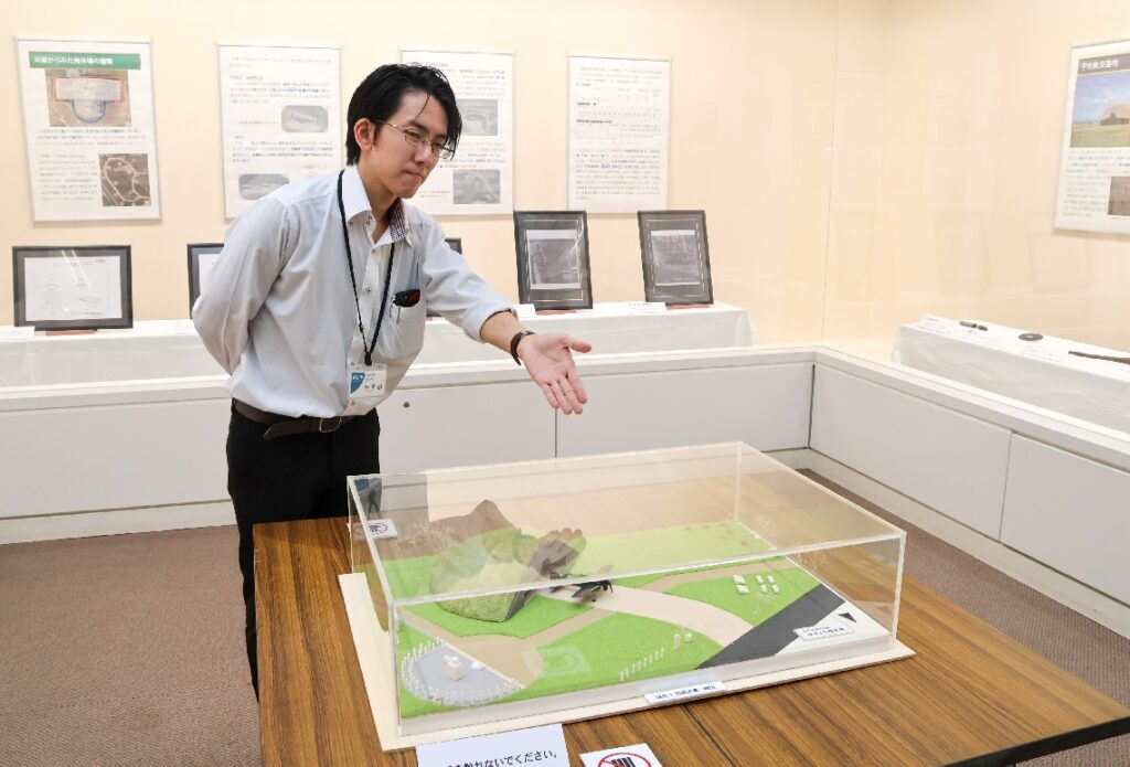 宇佐市民図書館で「掩体壕」テーマの企画展初開催　全国81基をまとめ写真や記録展示 - 大分のニュースなら 大分合同新聞プレミアムオンライン Gate