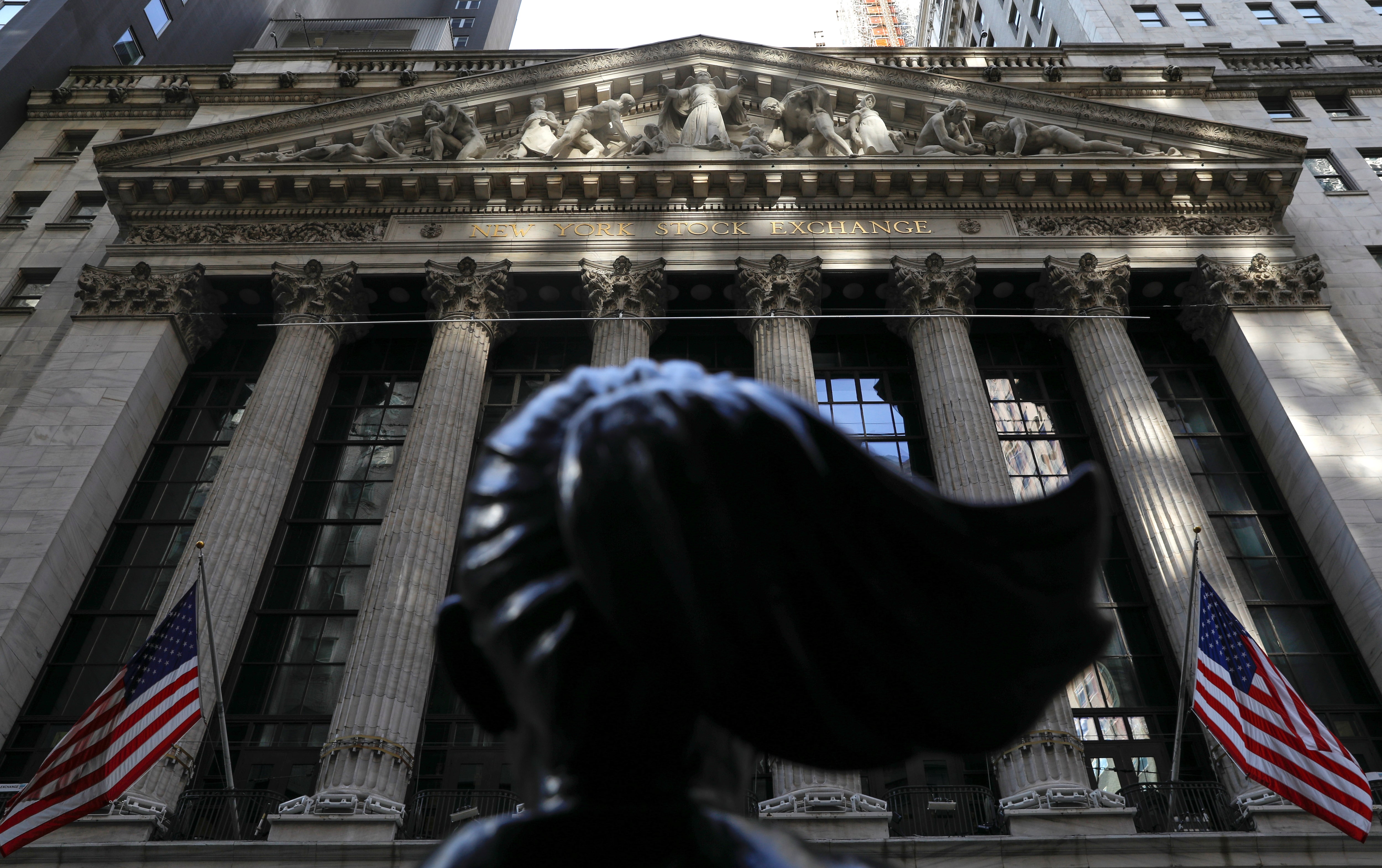 米国株式市場・午前＝Ｓ＆Ｐ・ナスダックが日中最高値更新、テスラが高い