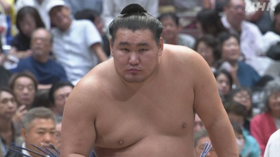 大相撲秋場所9日目 横綱 豊昇龍 ただ1人初日から9連勝 | NHK