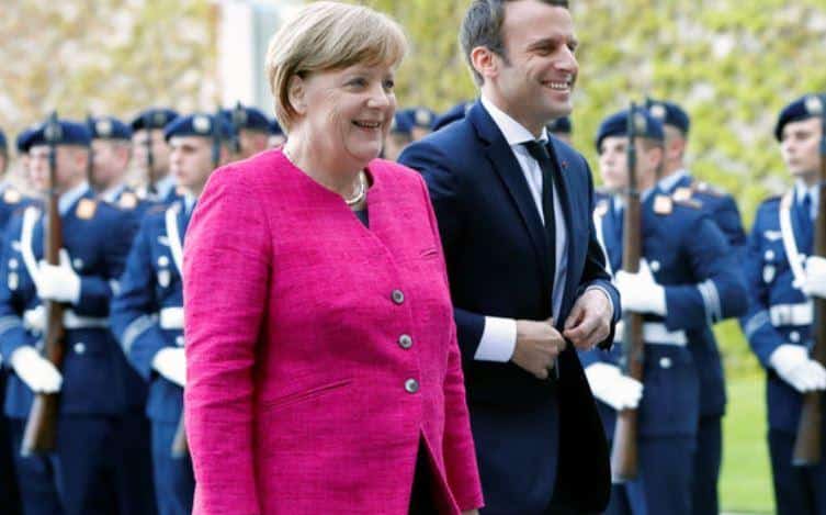 マクロン・メルケル首相