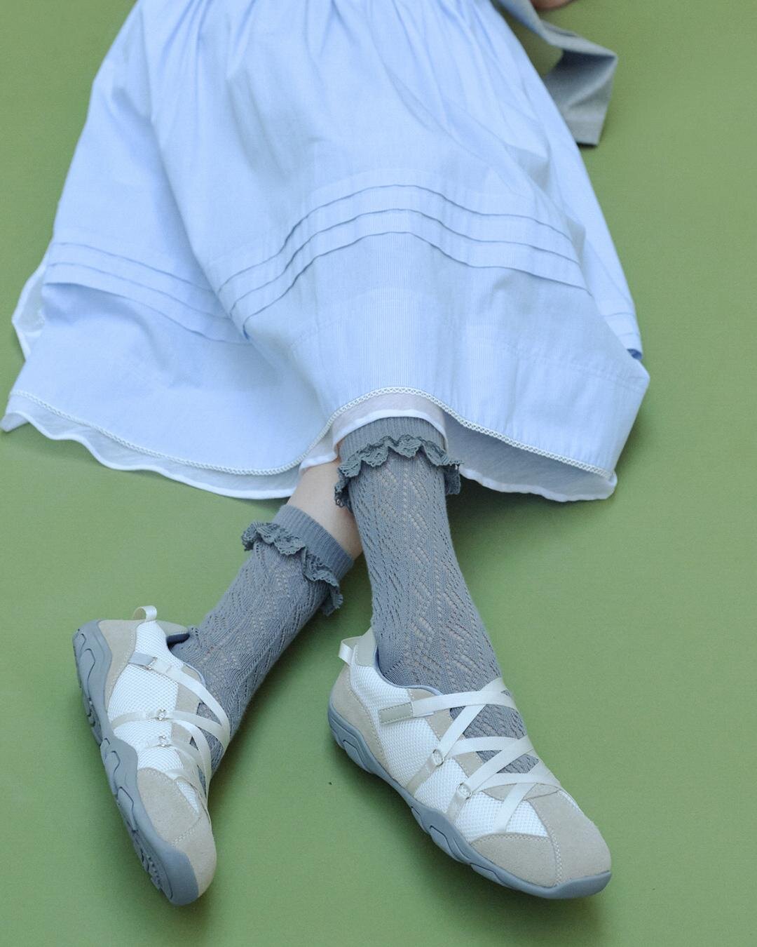 スニーカー 15,950円