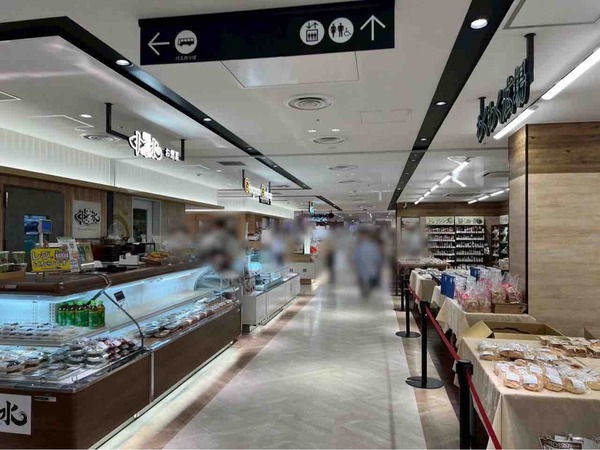 とんかつ新宿さぼてん おこわのたごさく CoCoLo新潟店