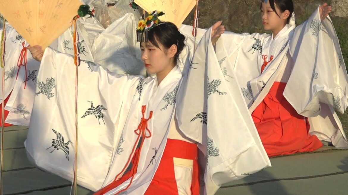 約80年ぶりに伝統の舞を奉納へ　地元の中学生が練習　富丘八幡神社が遷座1100年　香川・土庄町 | KSBニュース | KSB瀬戸内海放送