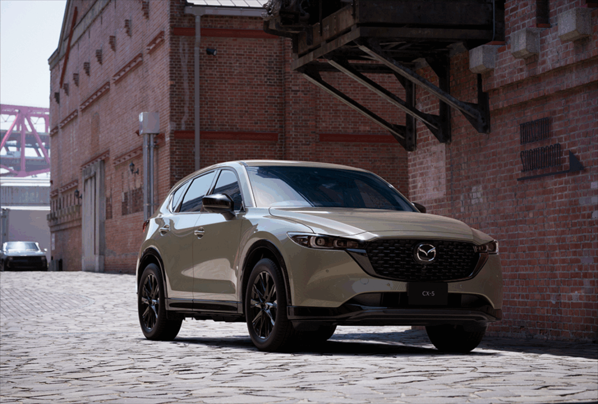 「現行CX-5 米国仕様」のテラコッタ内装とジルコンサンドメタリック採用グレード（2.5 CARBON TURBO）が"在庫限り"に。 - つらつらとMAZDA