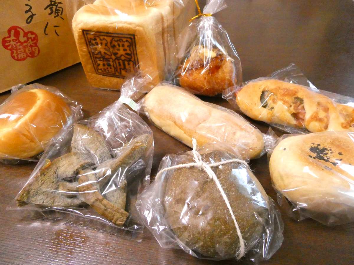 素材にこだわる多彩なパン！尼崎の“来て見て楽しい”パン屋さん『ベーカリー REVE』 [画像]