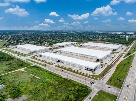 「Blue Ridge Commerce Center(ブルーリッジコマースセンター)」竣工 大和ハウス工業株式会社 | 上毛新聞電子版|群馬県のニュース・スポーツ情報 「Blue Ridge Commerce Center(ブルーリッジコマースセンター)」竣工 大和ハウス工業株式会社 | 上毛新聞電子版|群馬県のニュース・スポーツ情報