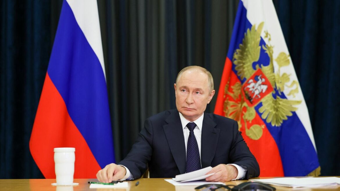 平静を装っていてもプーチンの顔は引きつっている…最側近が起こした異例すぎる｢謀反｣が意味すること ウクライナ停戦交渉は｢第2のコザク｣の動き次第 | PRESIDENT Online（プレジデントオンライン）