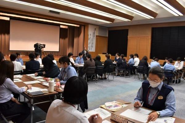 高知県警察が開催したセミナーに当行役員が登壇しました