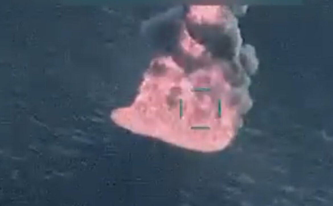 米軍が「麻薬船」4隻攻撃、14人殺害-メキシコが生存者捜索に協力 – Bloomberg 米軍が「麻薬船」4隻攻撃、14人殺害-メキシコが生存者捜索に協力 - Bloomberg