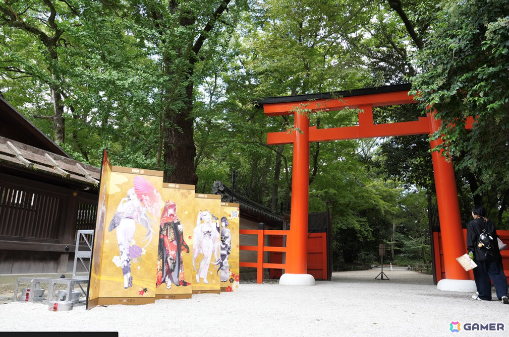「勝利の女神：NIKKE」京都の街がNIKKE一色に！大型コラボイベントのレポートが到着の画像