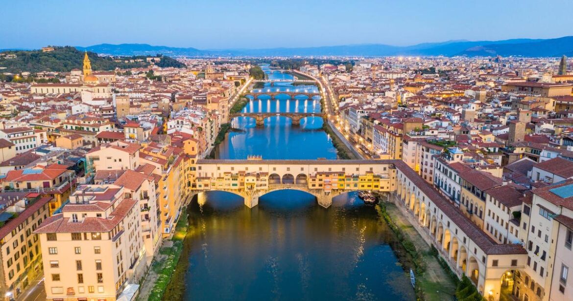 「フィレンツェはまだ救える」オーバーツーリズムに悩まされるイタリアの「民泊」との戦い | Business Insider Japan