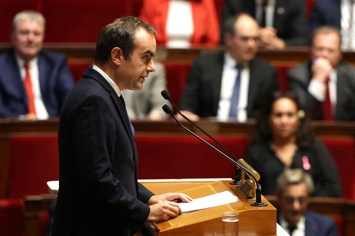 ルコルニュ仏首相、内閣存続へ前進-鍵握る社会党の支持確保 – Bloomberg ルコルニュ仏首相、内閣存続へ前進-鍵握る社会党の支持確保 - Bloomberg