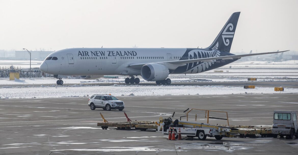 NZ航空、7─12月期の赤字予想 予約低迷とコスト上昇が響く | ロイター NZ航空、7─12月期の赤字予想 予約低迷とコスト上昇が響く | ロイター