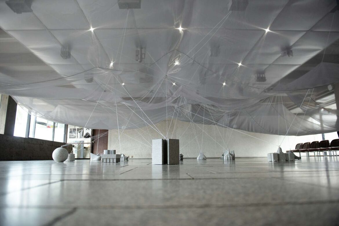 「art venture ehime fes 2025」が開幕。藝大と協働で落合陽一ら24組が参加（美術手帖）