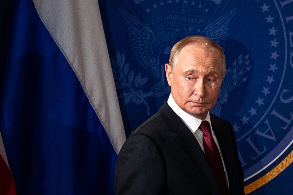 ロシア、新型の原子力推進巡航ミサイルの試験に成功-プーチン氏 – Bloomberg ロシア、新型の原子力推進巡航ミサイルの試験に成功-プーチン氏 - Bloomberg