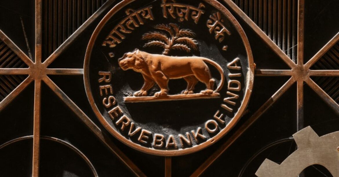 インド、国営銀行の外資出資上限を49%に引き上げへ=関係筋 | ロイター インド、国営銀行の外資出資上限を49%に引き上げへ=関係筋 | ロイター