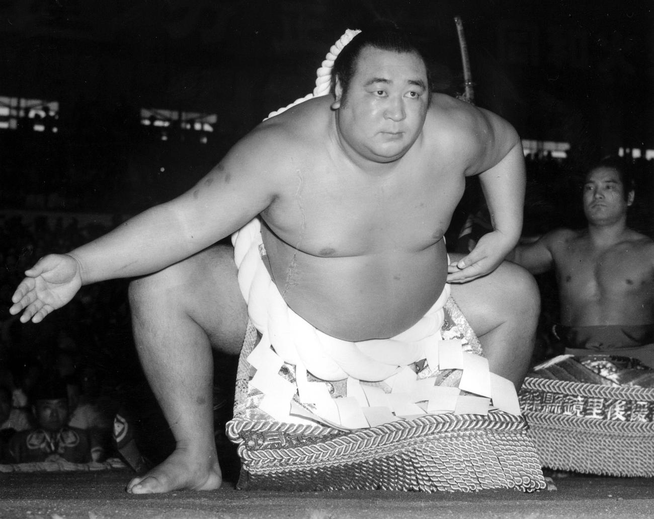 横綱鏡里の土俵入り(1953年3月撮影)