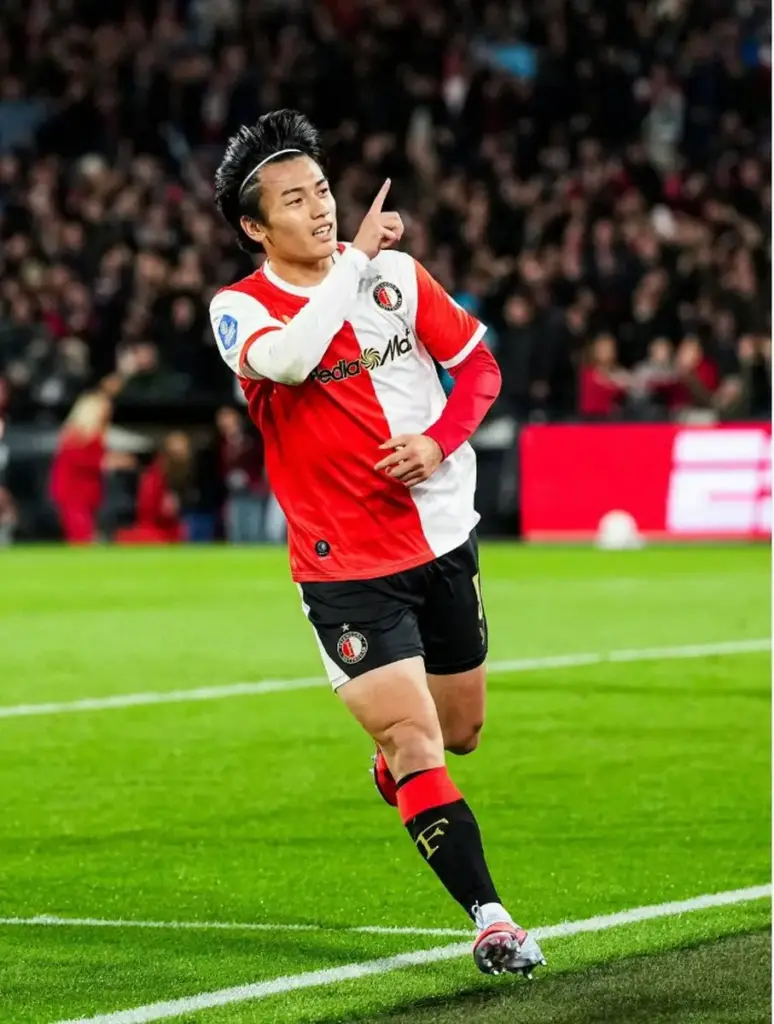 フェイエノールト・上田 前半だけでハットトリック 欧州挑戦4年目で初 開幕9試合11得点 – スポニチ Sponichi Annex サッカー フェイエノールト・上田 前半だけでハットトリック 欧州挑戦4年目で初 開幕9試合11得点 - スポニチ Sponichi Annex サッカー