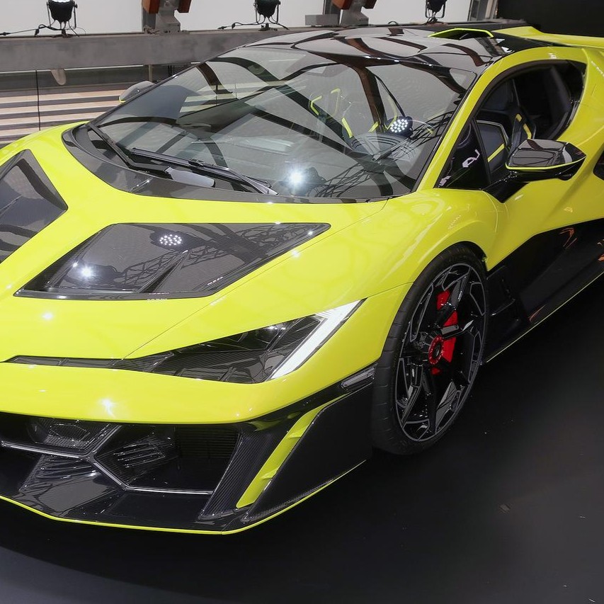 ランボルギーニ デイ ジャパン 2025で、フューオフモデルの「フェノーメノ」を日本初公開!(Webモーターマガジン) – Yahoo!ニュース ランボルギーニ デイ ジャパン 2025で、フューオフモデルの「フェノーメノ」を日本初公開!(Webモーターマガジン) - Yahoo!ニュース