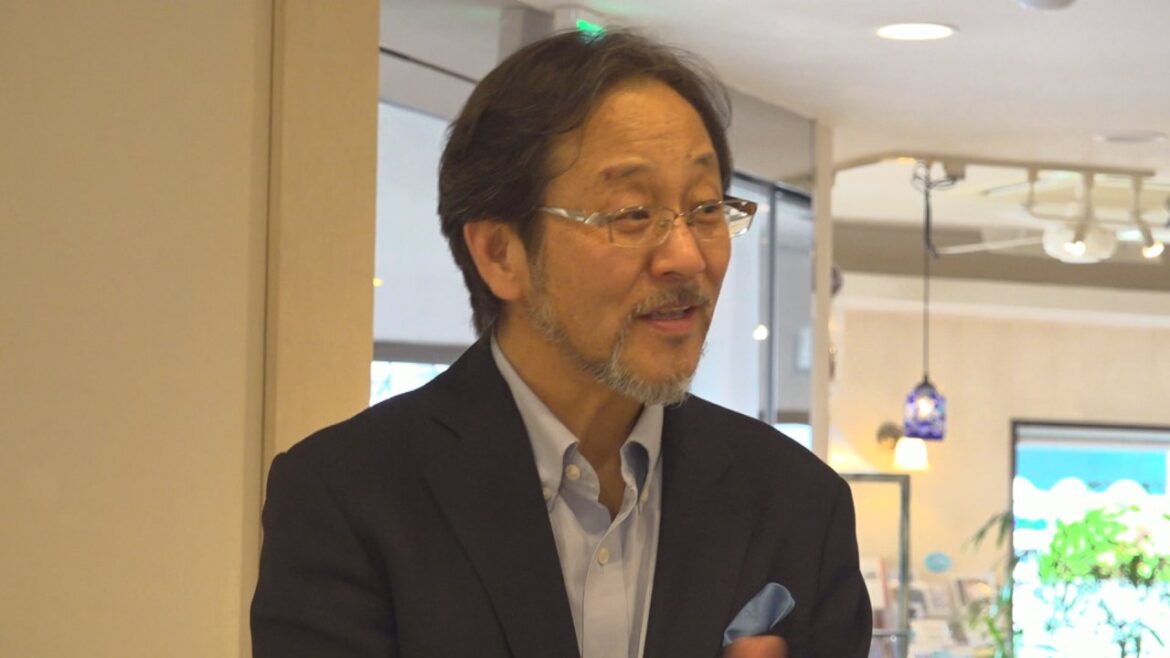 1mm幅に20本以上の線　銅版画家 尾﨑ユタカさんの作品展　建築物や富士山などおよそ30点が並ぶ　山梨（UTYテレビ山梨） - Yahoo!ニュース