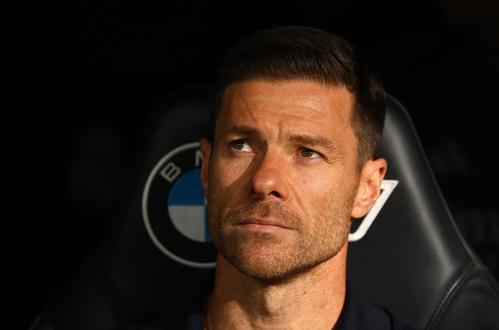 クラシコはレアル勝利「モチベーション完璧」「強い信念を持ってプレー」シャビアロンソ監督 – スペインリーグ : 日刊スポーツ レアル・マドリードのシャビアロンソ監督(ロイター)