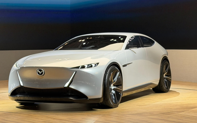 【速報】マツダ、ロータリーターボPHEVのスポーツクーペ「VISION X-COUPE」 ビジョンモデル2台を世界初公開(Car Watch) – Yahoo!ニュース 【速報】マツダ、ロータリーターボPHEVのスポーツクーペ「VISION X-COUPE」 ビジョンモデル2台を世界初公開(Car Watch) - Yahoo!ニュース