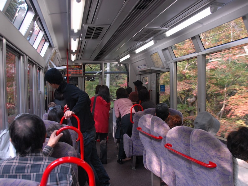 きらら車内の画像