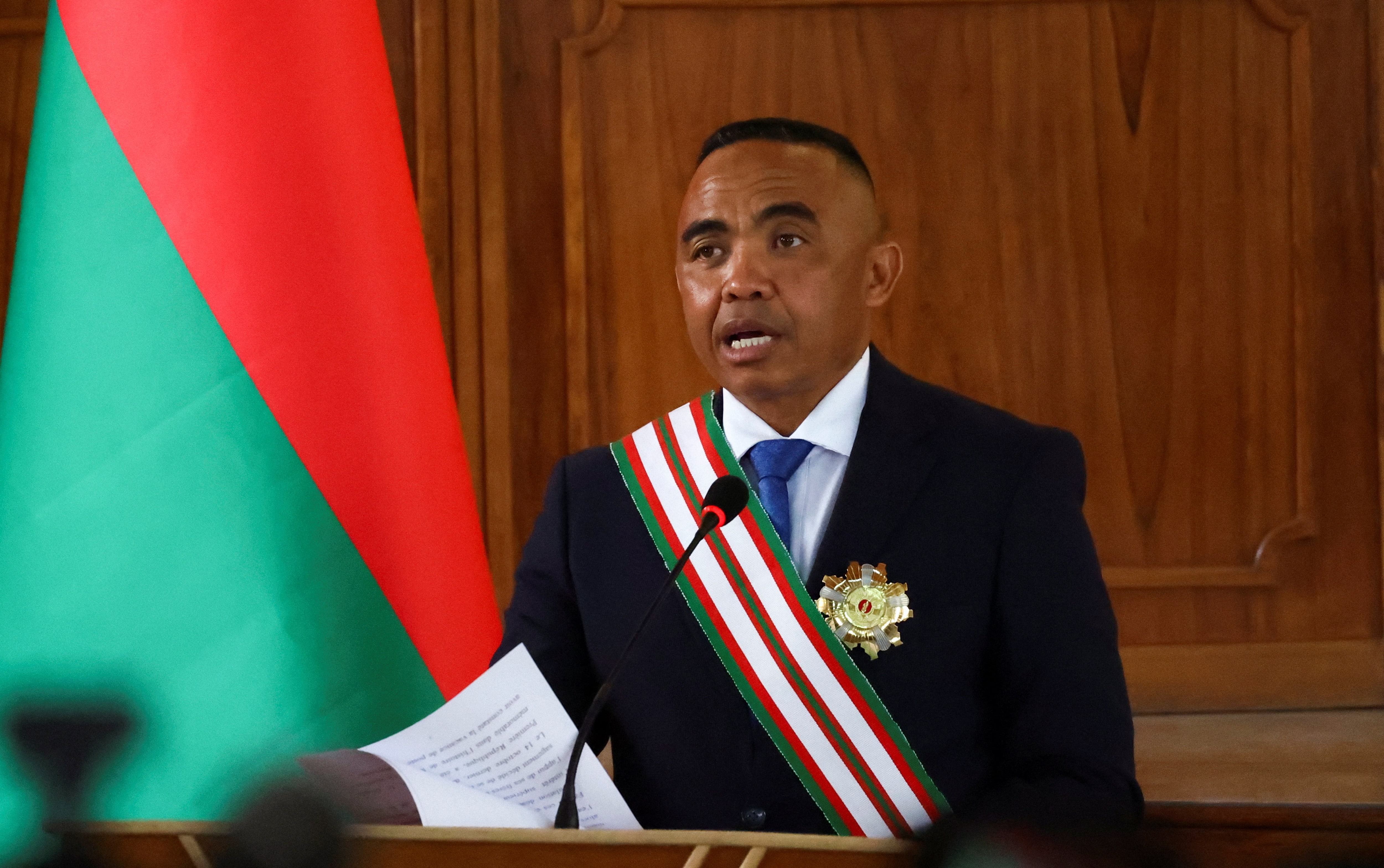 マダガスカル、クーデター指導者が大統領に就任