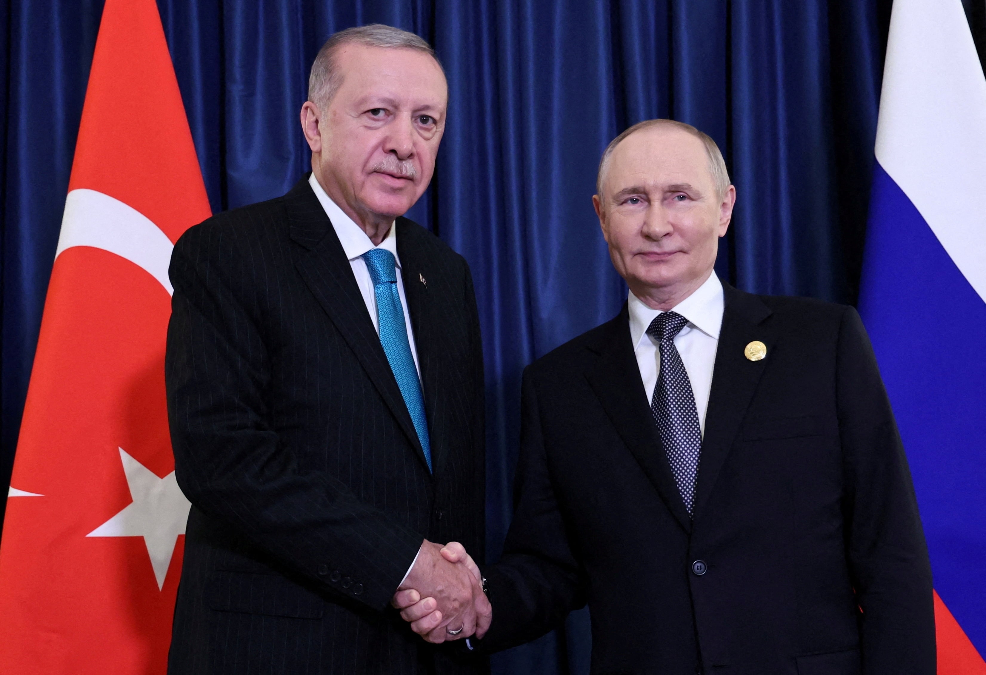 ロシア・トルコ首脳が電話会談、ウクライナ和平など協議＝トルコ大統領府